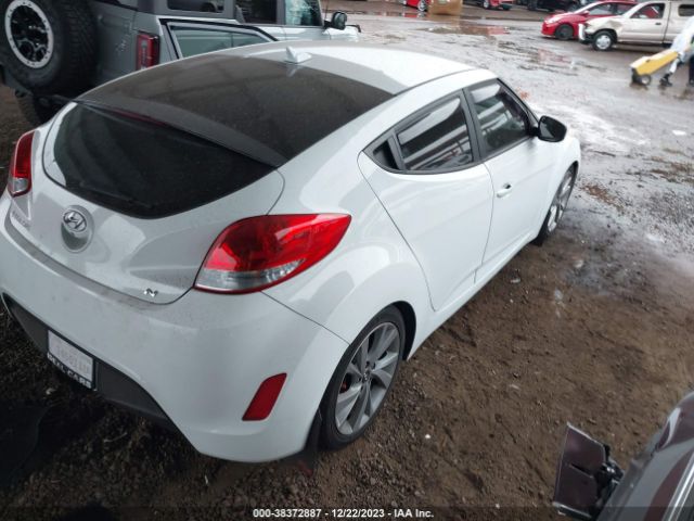 Photo 3 VIN: KMHTC6ADXGU290156 - HYUNDAI VELOSTER 