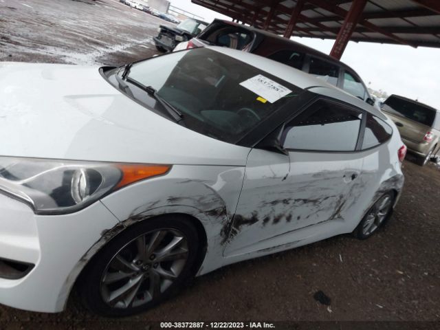 Photo 5 VIN: KMHTC6ADXGU290156 - HYUNDAI VELOSTER 