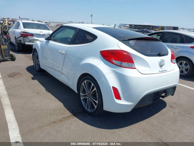 Photo 2 VIN: KMHTC6ADXHU305501 - HYUNDAI VELOSTER 