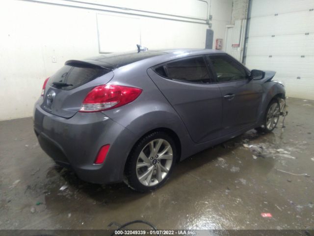 Photo 3 VIN: KMHTC6ADXHU305868 - HYUNDAI VELOSTER 