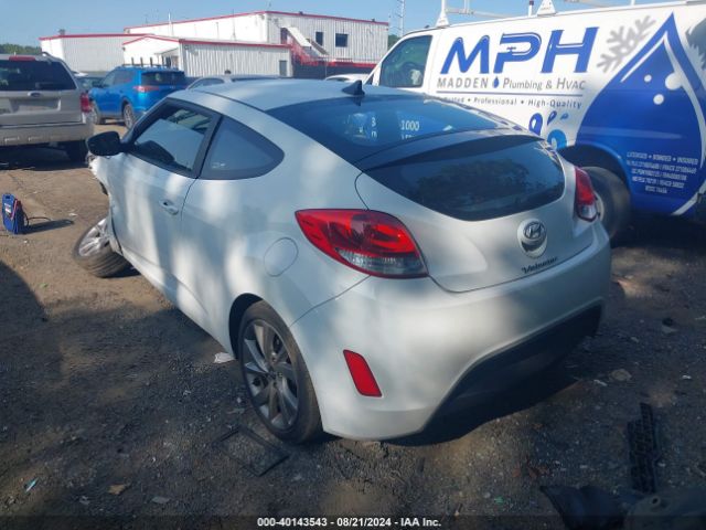 Photo 2 VIN: KMHTC6ADXHU310553 - HYUNDAI VELOSTER 