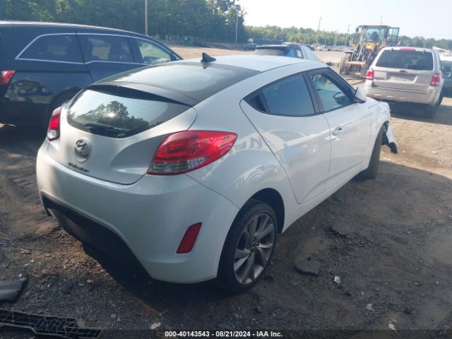 Photo 3 VIN: KMHTC6ADXHU310553 - HYUNDAI VELOSTER 