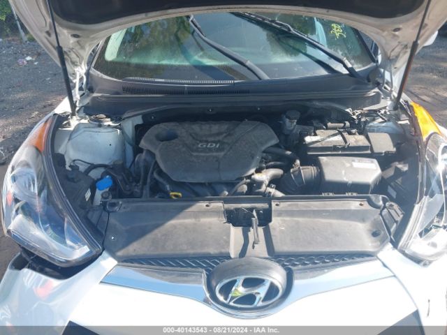 Photo 9 VIN: KMHTC6ADXHU310553 - HYUNDAI VELOSTER 