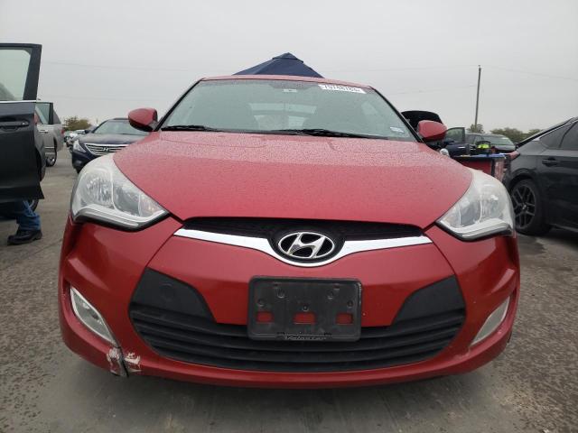 Photo 4 VIN: KMHTC6ADXHU311881 - HYUNDAI VELOSTER 