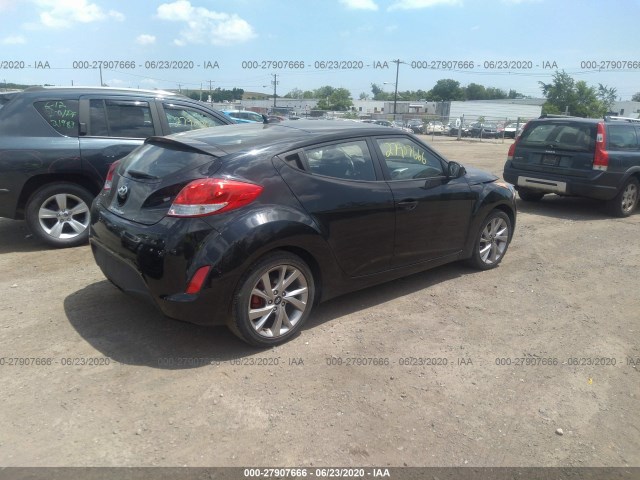 Photo 3 VIN: KMHTC6ADXHU320886 - HYUNDAI VELOSTER 