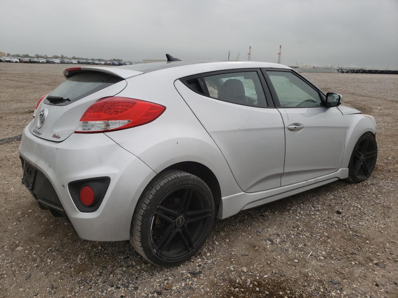 Photo 2 VIN: KMHTC6AE0DU122255 - HYUNDAI VELOSTER 