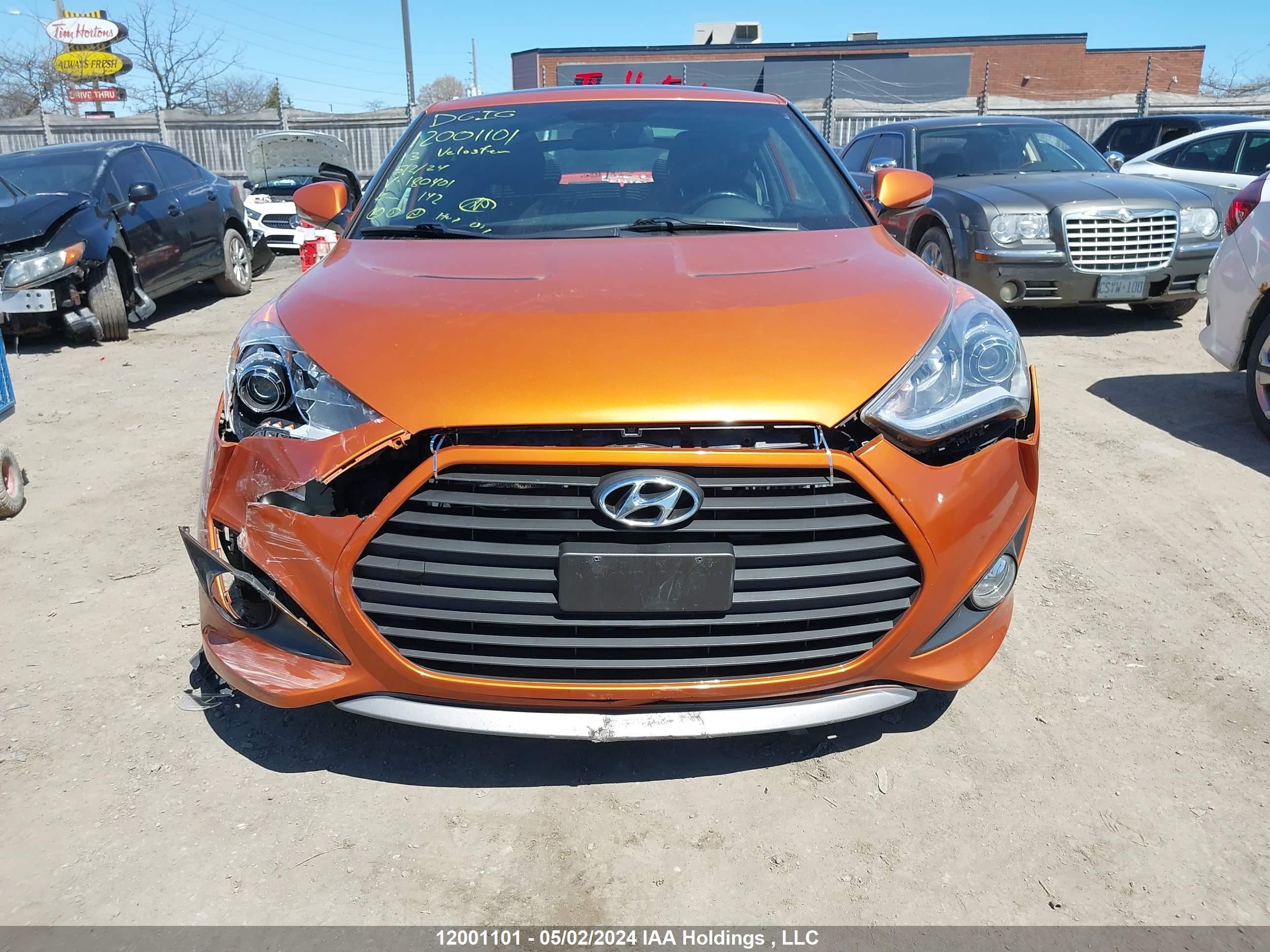 Photo 11 VIN: KMHTC6AE0DU180401 - HYUNDAI VELOSTER 