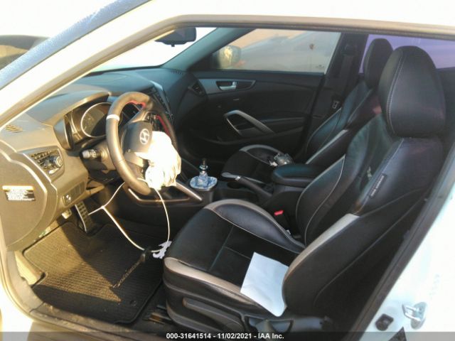 Photo 4 VIN: KMHTC6AE0EU184417 - HYUNDAI VELOSTER 