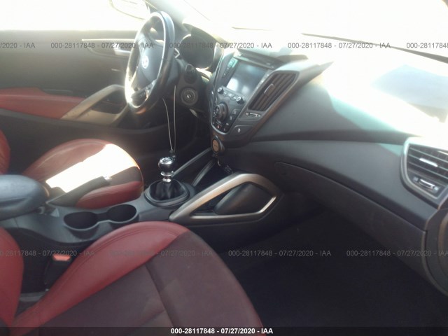 Photo 4 VIN: KMHTC6AE0EU209896 - HYUNDAI VELOSTER 