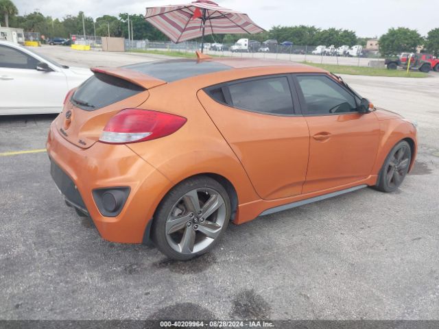 Photo 3 VIN: KMHTC6AE0FU233195 - HYUNDAI VELOSTER 