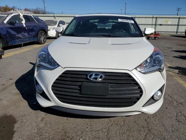 Photo 4 VIN: KMHTC6AE0FU238218 - HYUNDAI VELOSTER T 