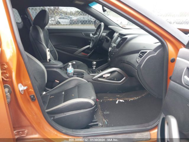 Photo 4 VIN: KMHTC6AE0GU283936 - HYUNDAI VELOSTER 