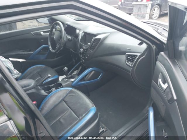 Photo 4 VIN: KMHTC6AE1DU115556 - HYUNDAI VELOSTER 