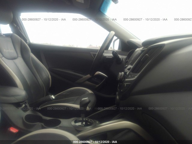 Photo 4 VIN: KMHTC6AE1DU135693 - HYUNDAI VELOSTER 