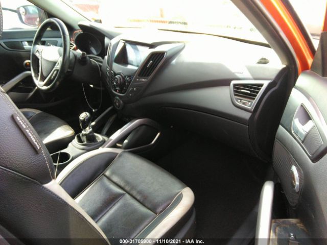 Photo 4 VIN: KMHTC6AE1DU178799 - HYUNDAI VELOSTER 