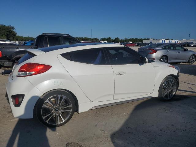 Photo 2 VIN: KMHTC6AE1GU268409 - HYUNDAI VELOSTER T 