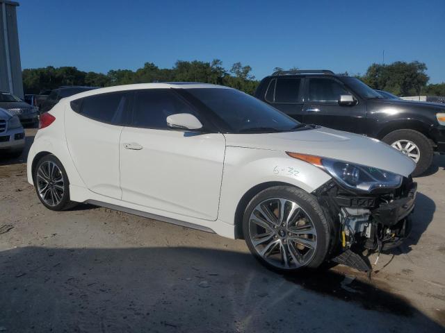 Photo 3 VIN: KMHTC6AE1GU268409 - HYUNDAI VELOSTER T 