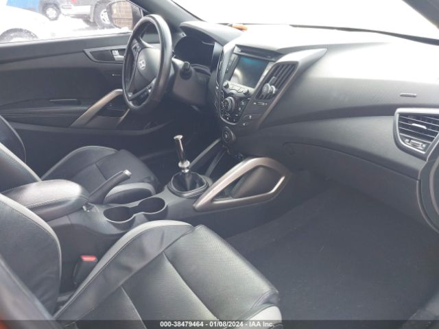 Photo 4 VIN: KMHTC6AE1GU275375 - HYUNDAI VELOSTER 