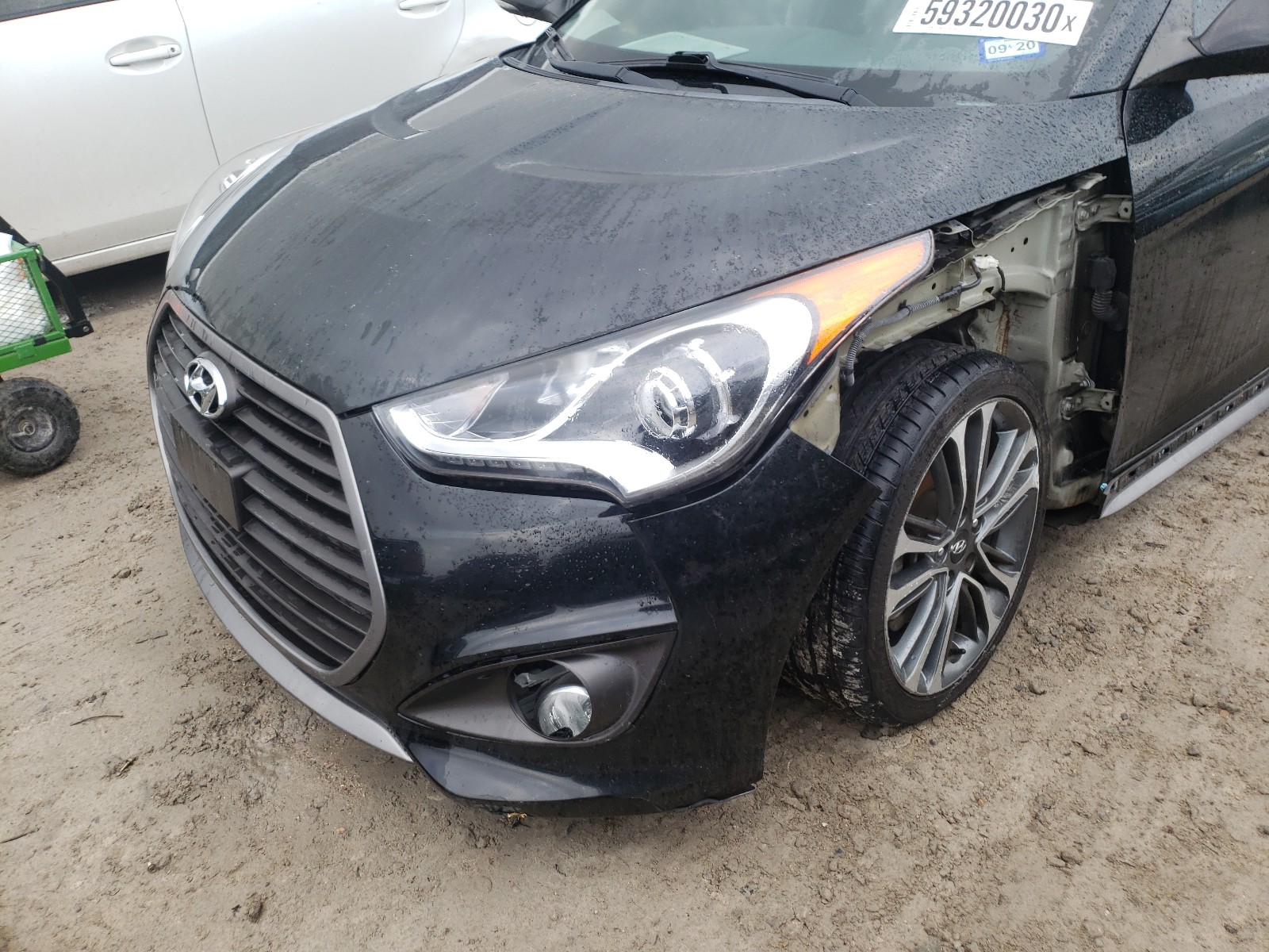 Photo 8 VIN: KMHTC6AE1GU294010 - HYUNDAI VELOSTER 