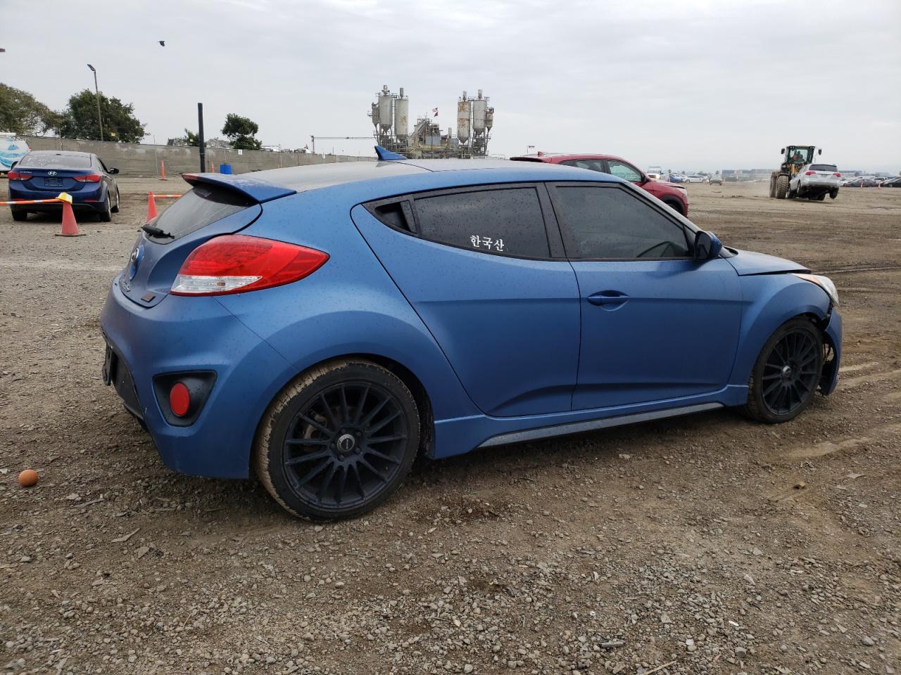 Photo 2 VIN: KMHTC6AE2GU257807 - HYUNDAI VELOSTER 