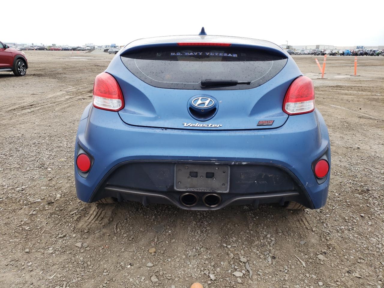 Photo 5 VIN: KMHTC6AE2GU257807 - HYUNDAI VELOSTER 