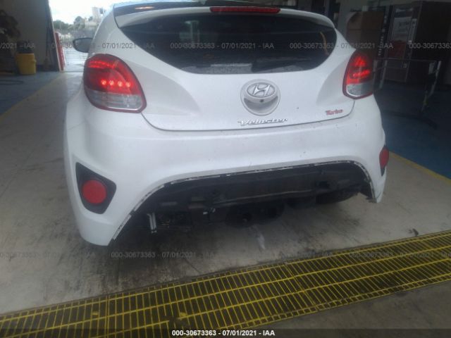 Photo 5 VIN: KMHTC6AE2GU299863 - HYUNDAI VELOSTER 