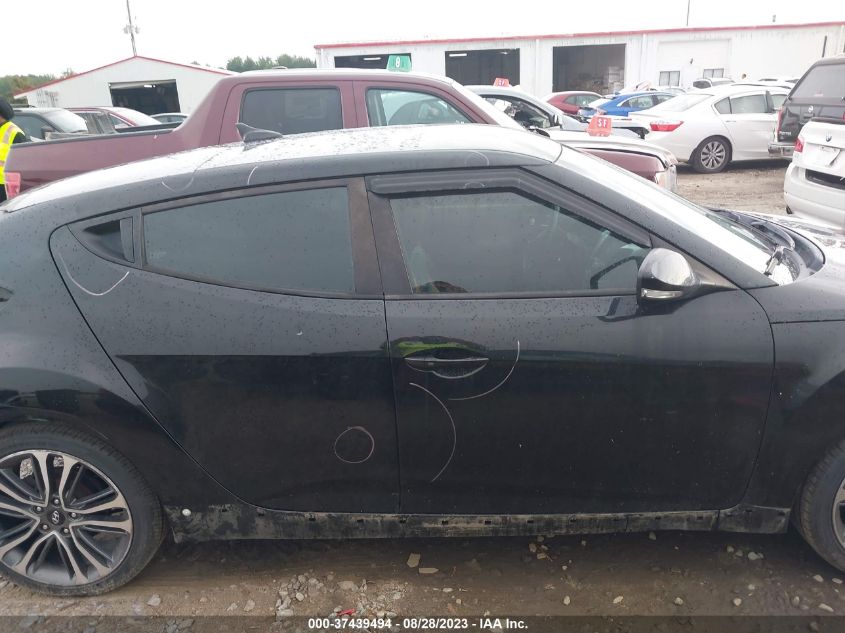 Photo 12 VIN: KMHTC6AE2GU303247 - HYUNDAI VELOSTER 