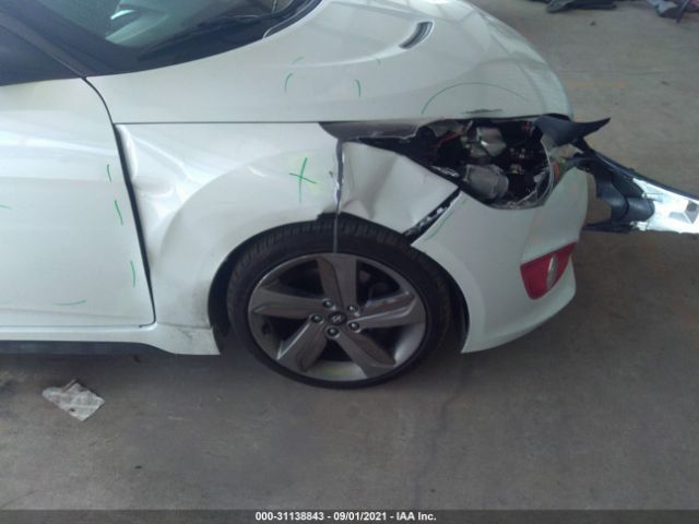 Photo 5 VIN: KMHTC6AE3DU143973 - HYUNDAI VELOSTER 