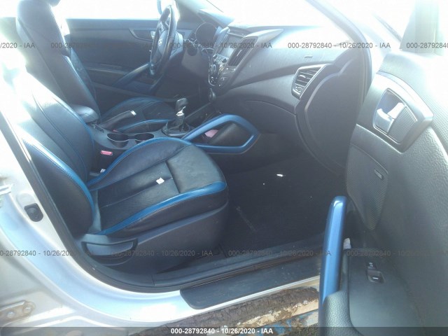 Photo 4 VIN: KMHTC6AE3DU156447 - HYUNDAI VELOSTER 