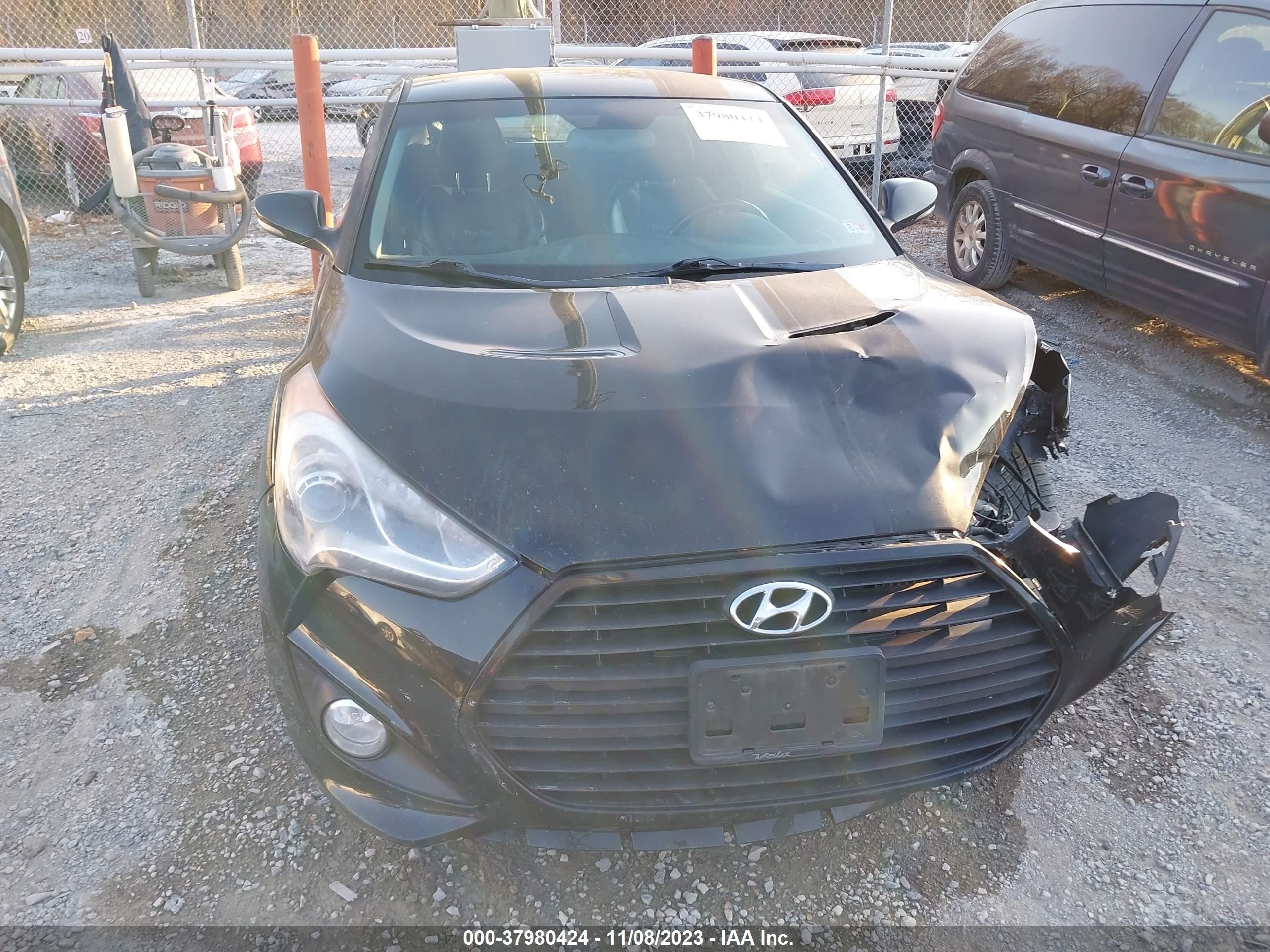 Photo 11 VIN: KMHTC6AE3DU167187 - HYUNDAI VELOSTER 