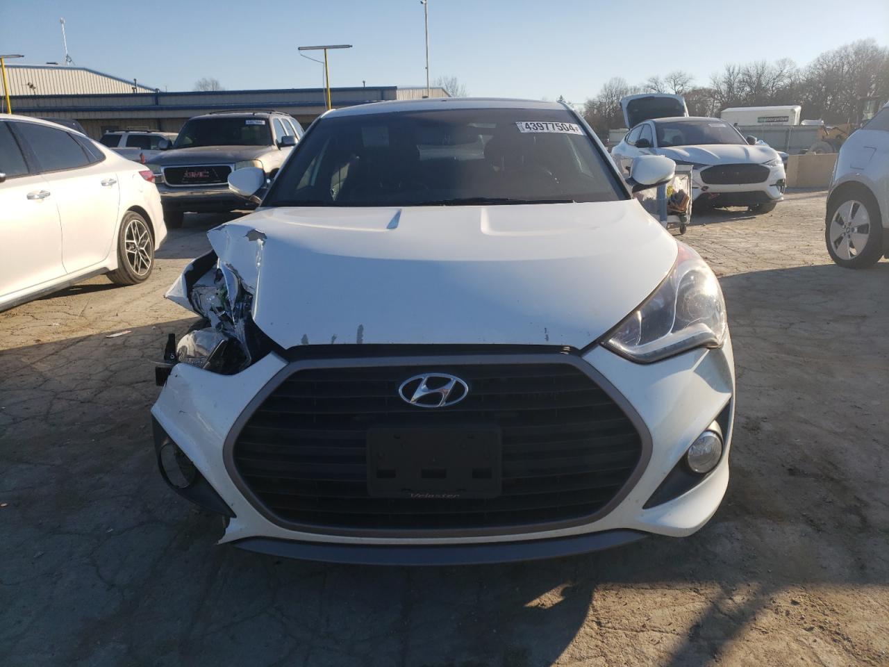 Photo 4 VIN: KMHTC6AE3GU267939 - HYUNDAI VELOSTER 