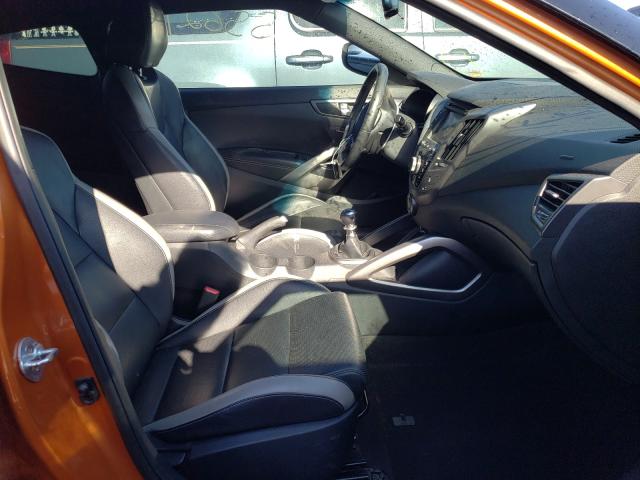 Photo 4 VIN: KMHTC6AE3GU300406 - HYUNDAI VELOSTER T 