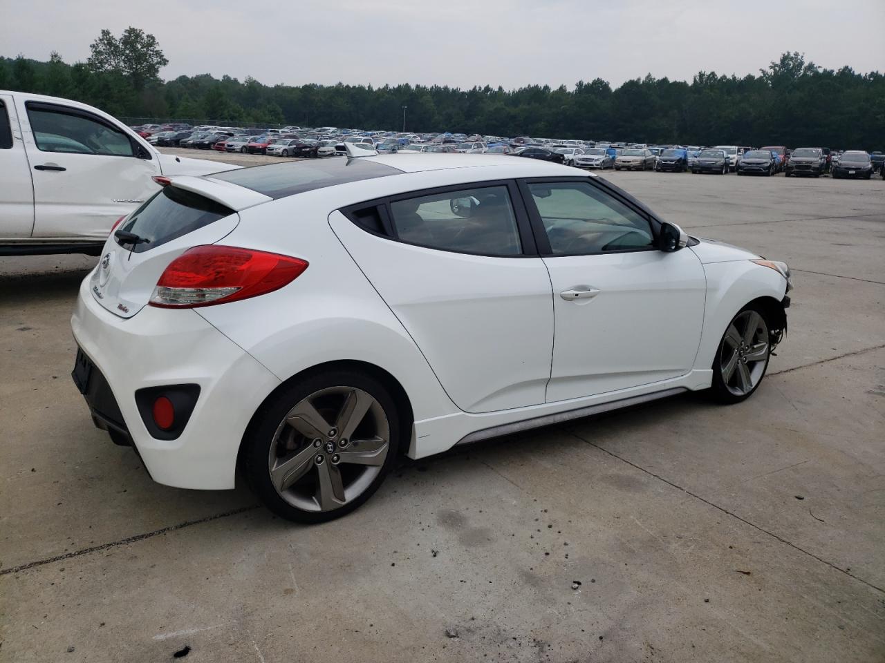 Photo 2 VIN: KMHTC6AE4DU111260 - HYUNDAI VELOSTER 