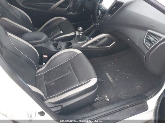 Photo 4 VIN: KMHTC6AE4EU209741 - HYUNDAI VELOSTER 