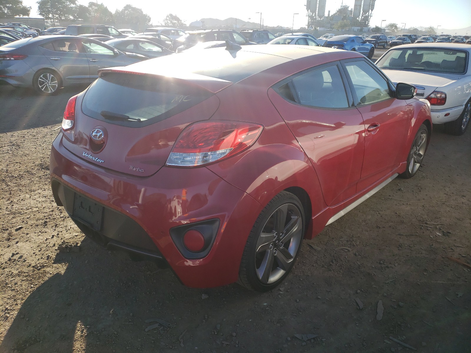 Photo 3 VIN: KMHTC6AE5DU084439 - HYUNDAI VELOSTER T 