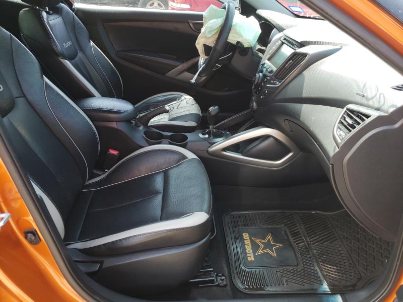 Photo 4 VIN: KMHTC6AE5DU122316 - HYUNDAI VELOSTER T 