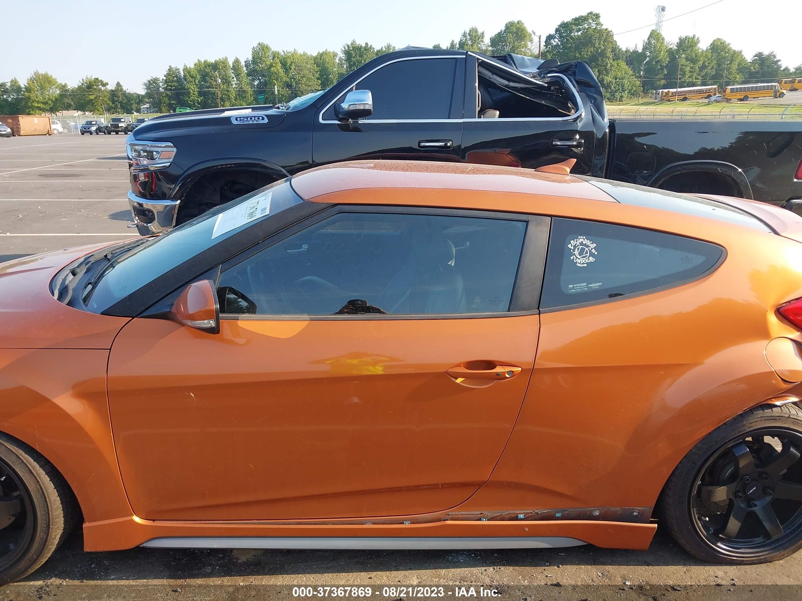 Photo 14 VIN: KMHTC6AE5DU135468 - HYUNDAI VELOSTER 