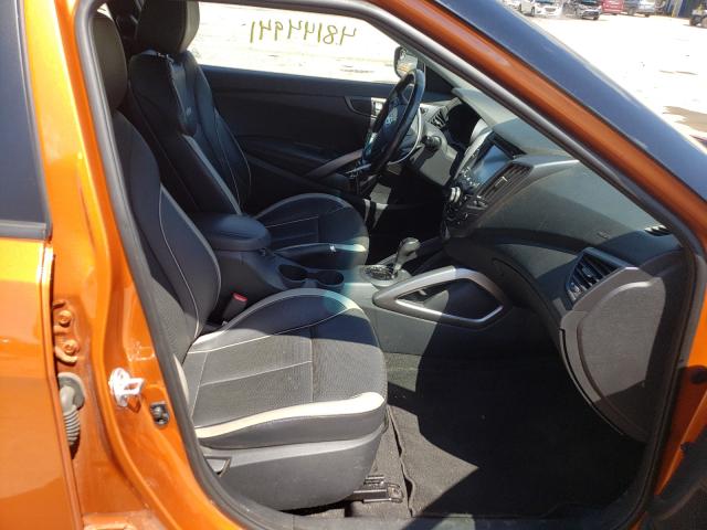 Photo 4 VIN: KMHTC6AE5FU229062 - HYUNDAI VELOSTER T 