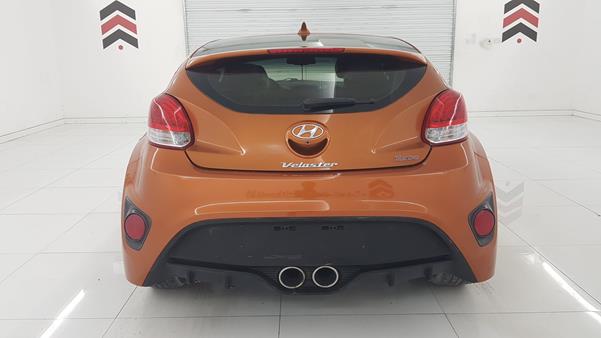 Photo 7 VIN: KMHTC6AE5GU264721 - HYUNDAI VELOSTER 