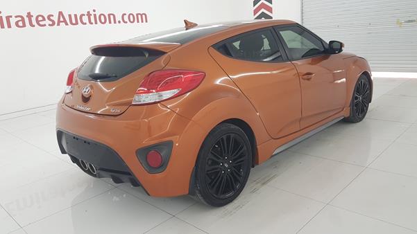 Photo 8 VIN: KMHTC6AE5GU264721 - HYUNDAI VELOSTER 