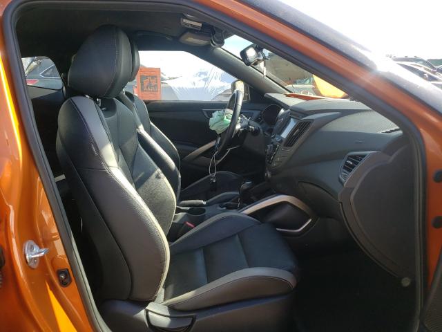 Photo 4 VIN: KMHTC6AE5GU283463 - HYUNDAI VELOSTER 