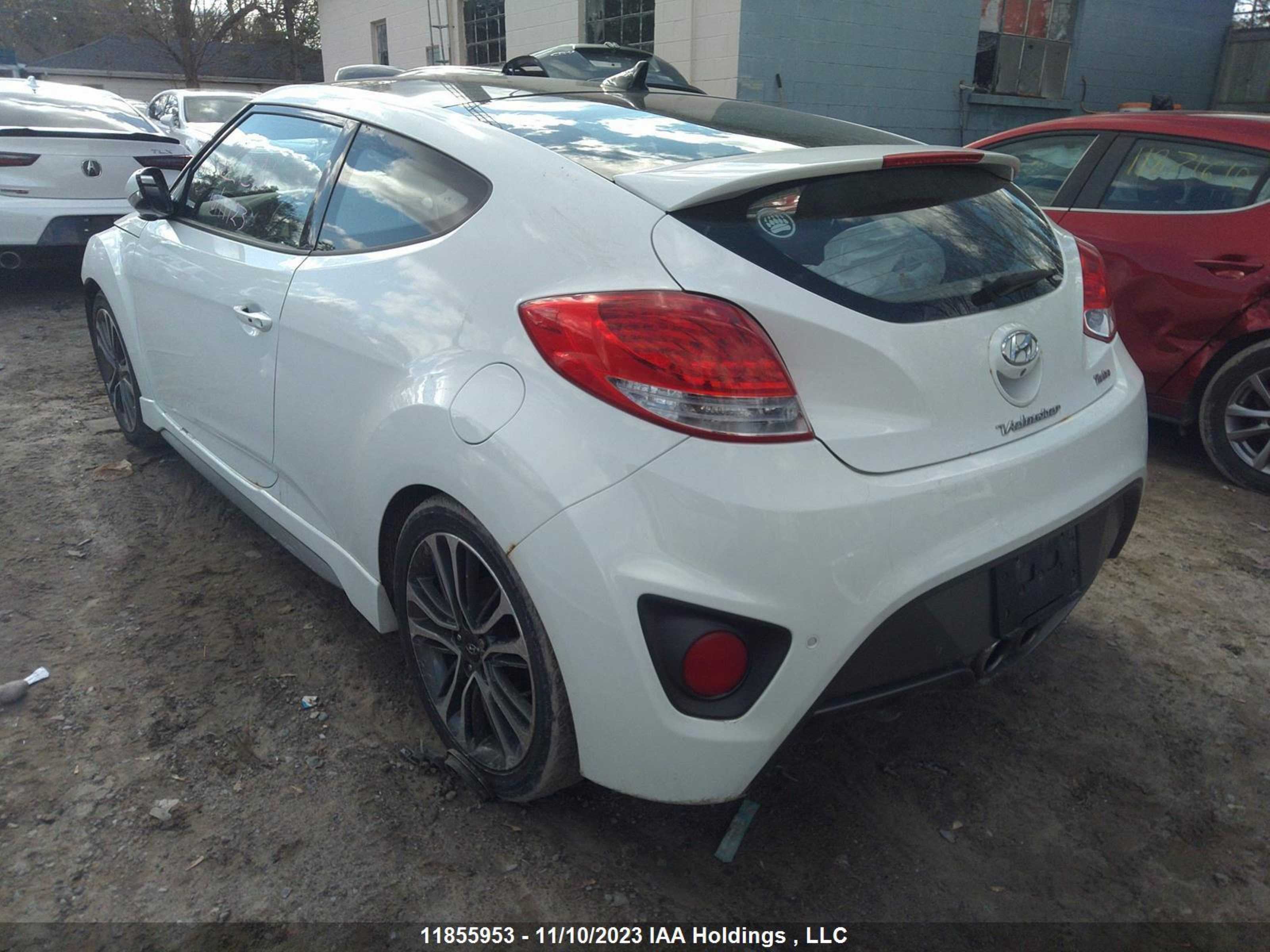 Photo 2 VIN: KMHTC6AE5GU285682 - HYUNDAI VELOSTER 