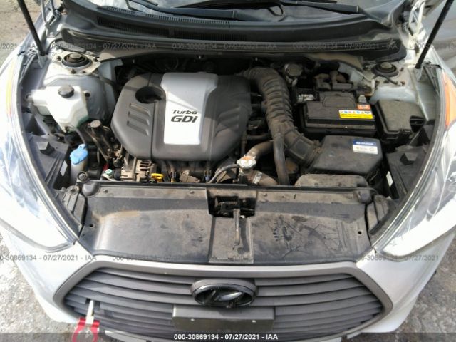 Photo 9 VIN: KMHTC6AE5GU301718 - HYUNDAI VELOSTER 