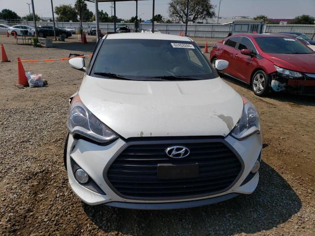 Photo 4 VIN: KMHTC6AE5GU304117 - HYUNDAI VELOSTER 