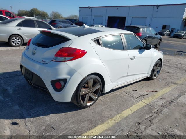 Photo 3 VIN: KMHTC6AE6EU199357 - HYUNDAI VELOSTER 