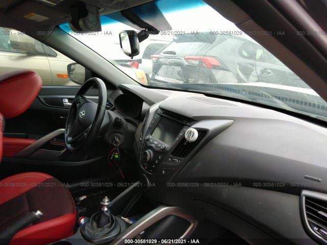 Photo 4 VIN: KMHTC6AE6EU208364 - HYUNDAI VELOSTER 