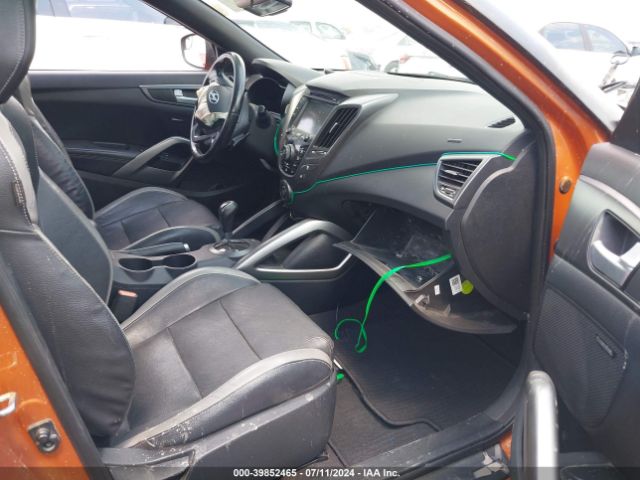 Photo 4 VIN: KMHTC6AE6GU264632 - HYUNDAI VELOSTER 