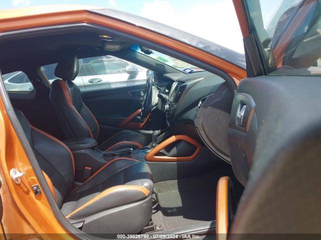 Photo 4 VIN: KMHTC6AE6GU287182 - HYUNDAI VELOSTER 