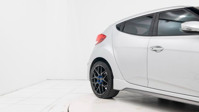 Photo 3 VIN: KMHTC6AE7DU120664 - HYUNDAI VELOSTER 