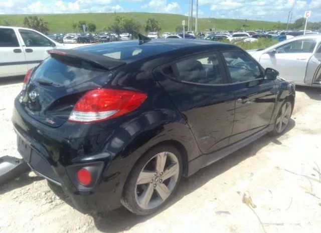 Photo 3 VIN: KMHTC6AE7DU124021 - HYUNDAI VELOSTER 